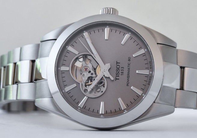 天梭手表生銹的處理方式有哪些?(圖) 天梭手表生銹的處理方式有哪些?(圖)