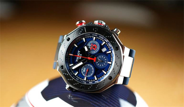 天梭表殼怎么打開